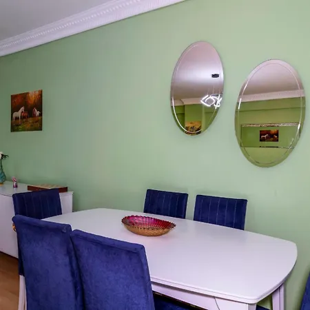 Sehir Manzarali Ferah